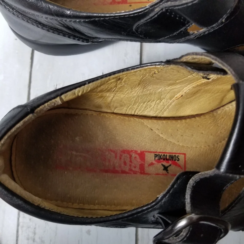 Pikolinos Leather Fisherman Sandal